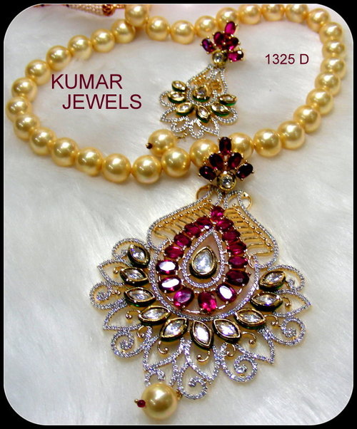 Designer Big Pendant Set.