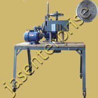 Nylon Sev Making Machine Capacity: 100 Kg/hr