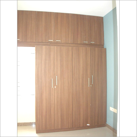 Wardrobe (H)