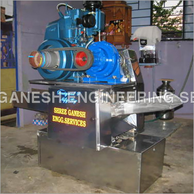 Table Top Sugarcane Crusher