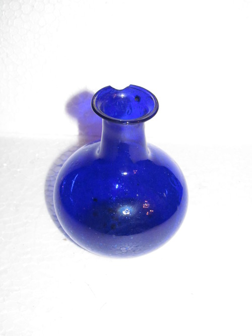 0931 - Hand-Blown Glass 250ml 8cm Diameter Blue, Elegant Durable Unique Shape