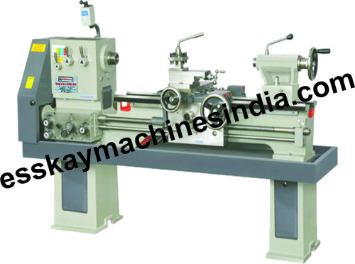 Heavy Duty Geared Lathe Machine