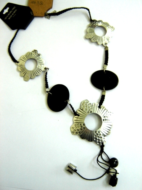 Indian Artificial Necklace - Metal Fabric, 70-80cm, Silver | Adjustable Closure, Geometric Pendant, Stylish Elegant Durable