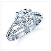 Solitaire Diamond Ring - Platinum, 1.00-2.00 Carat, Split Shank | Vs1 Clarity, D-f Color, Elegant Design, High Luster