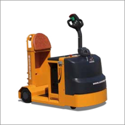 Electric Tow Tractor