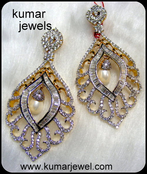 Diamond Leaf Earring.