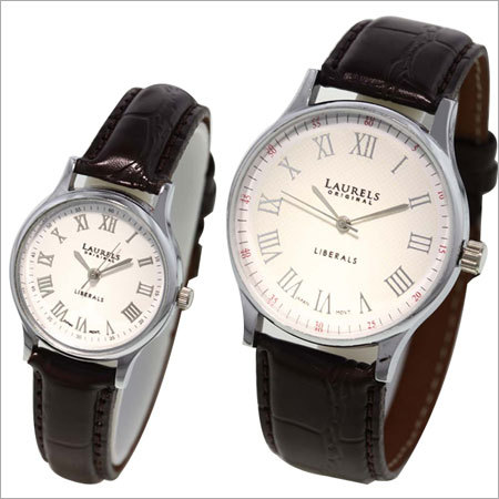 Round Dial Wrist Watch