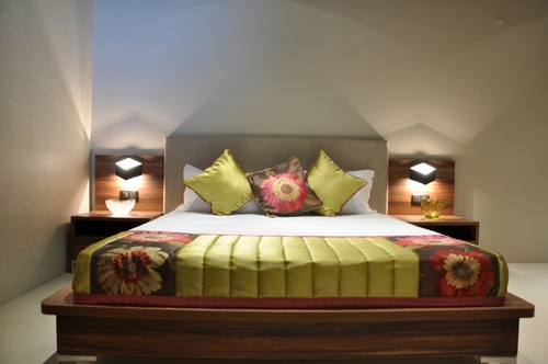 Double Bed - Wood, King Size, 18" Footboard, 48" Headboard | Sturdy Frame, Comfortable Support, Space Saving, Easy Assembly