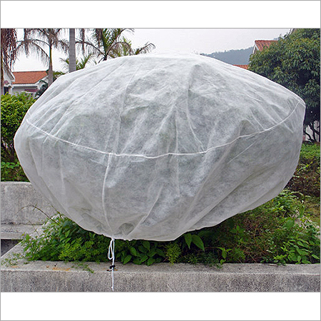Crop Cover By CRYSTAL NON WOVEN