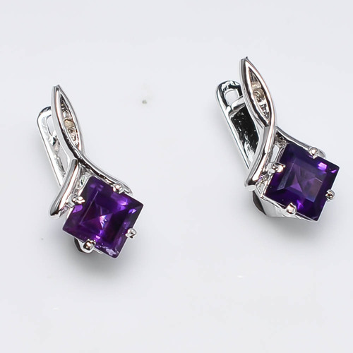 925 स्टर्लिंग सिल्वर नीलम रत्न की बाली