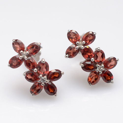 925 Sterling Silver Garnet Gemstone Earring