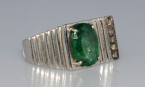 Men's Ring in 925 Sterling Silver with Emerald & Diamond