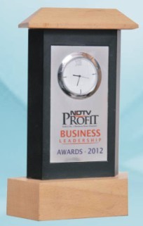 Wooden Momentos - Wood, 15x10x5 cm, Brown, Analog Clock | Elegant Design, Personalized Corporate Awards