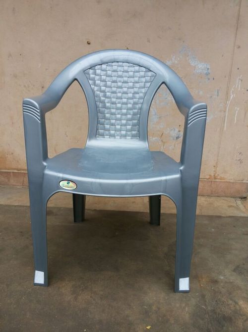  plastic chair