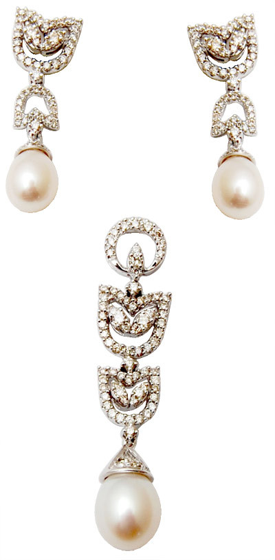 Lovely Pearl Gift Set, Gold Plated Necklace Set With Pearl Gender: Women'S