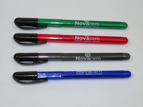Groups Pens - Plastic, 14cm, Multiple Colors, 0.7mm Tip, Rubber Grip, Refillable Ink