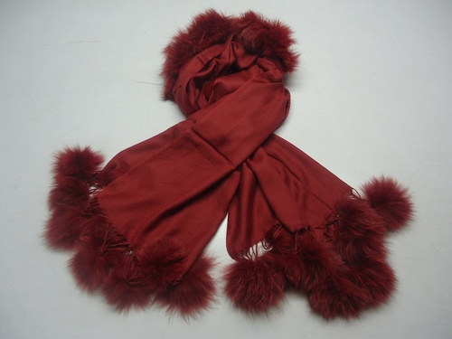 Pom Pom Scarf