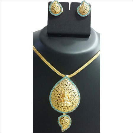 Gold Necklace Sets