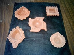 Designer diwali diyas