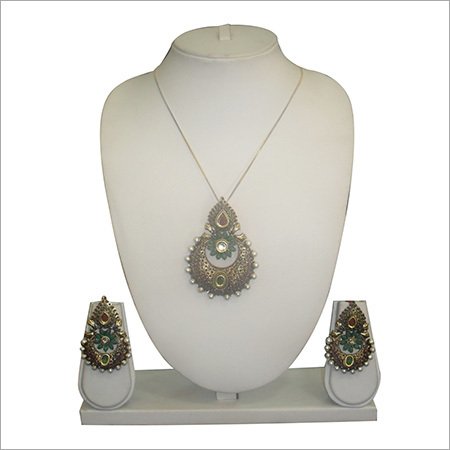 Pendant Set