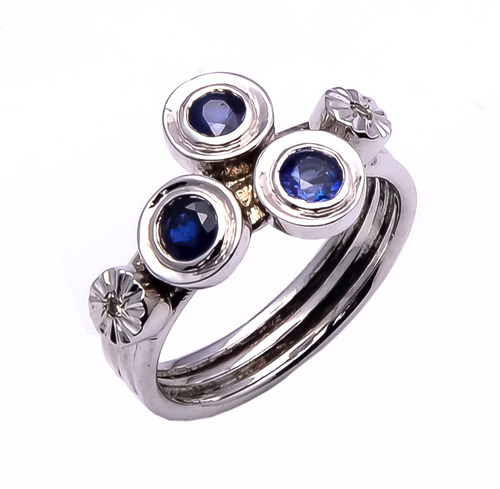925 Sterling silver blue sapphire & Diamond Ring