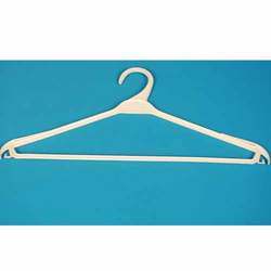PLASTIC HANGER