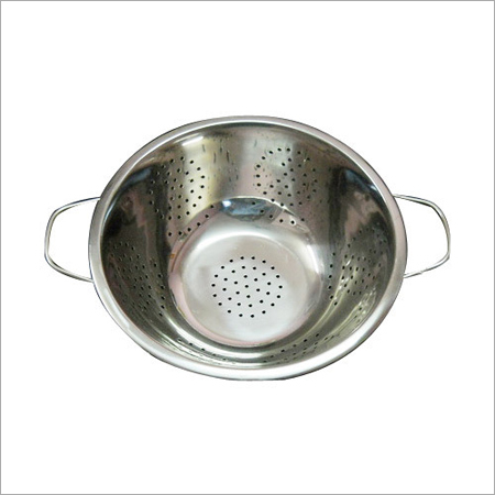 SS Colanders