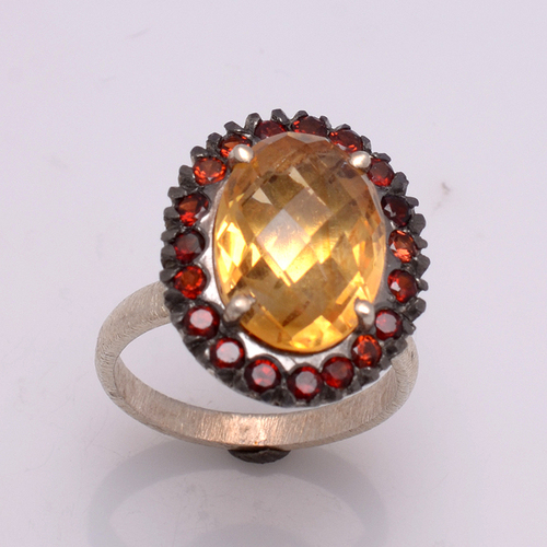 925 sterling silver golden topaz & Garnet ring