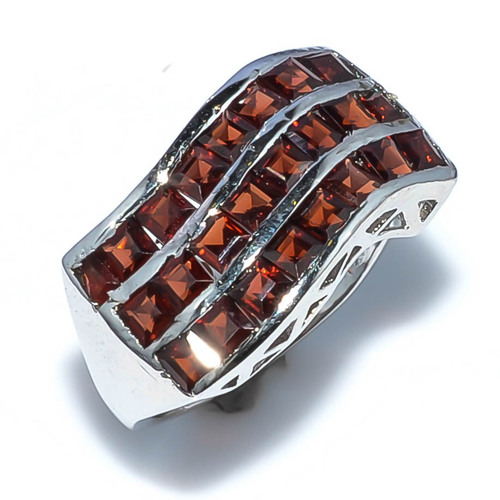 925 sterling Silver garnet gemstone ring