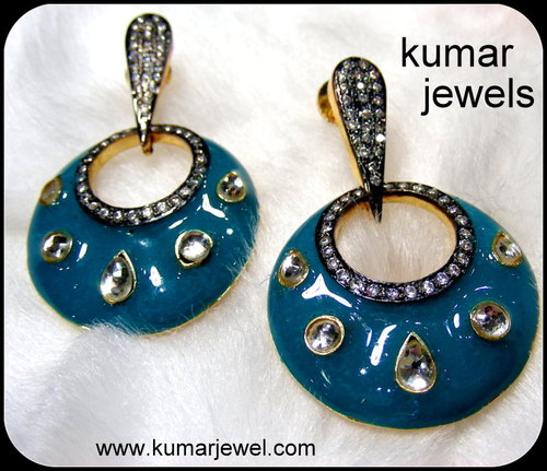 Enamel Earring.