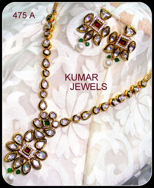 Fine Kundan Set.