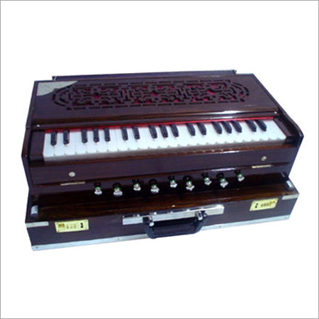 3 Reed Harmonium