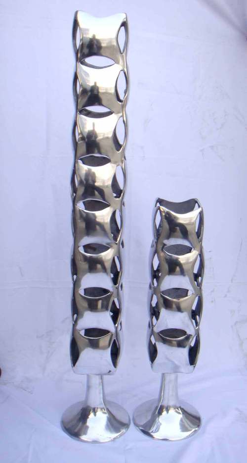 ALUMINIUM F.VASE JALI