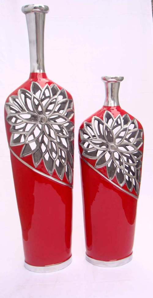 Aluminium F.Vase - Aluminum, Varying Height, Red | Elegant Floral Design, Glossy Finish, Durable, Decorative Accent