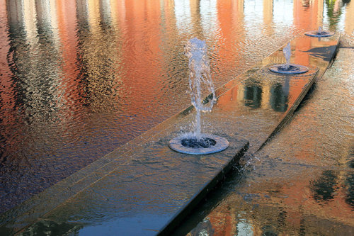 reflecting pool fountains