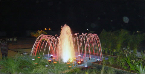 Geyser Crown Fountains
