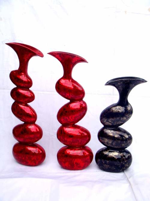 Aluminium F.Vase - Aluminum, Variable Height, Red | Elegant Curved Shape, Polished Finish, Durable, Stylish Decor