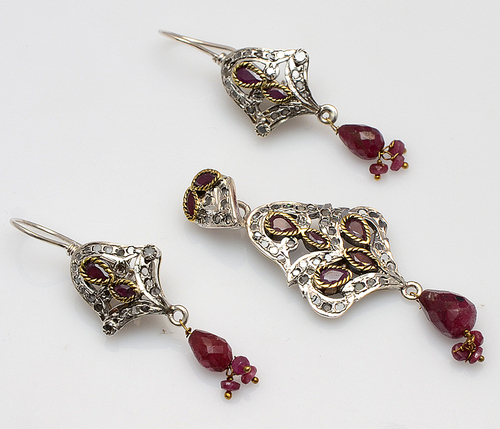 925 sterling Silver Ruby & CZ Gemstone Victorian Pendant Set