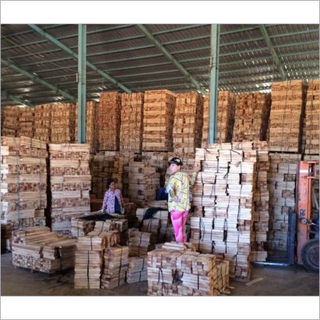 RUBBER TIMBER FROM VIETNAM