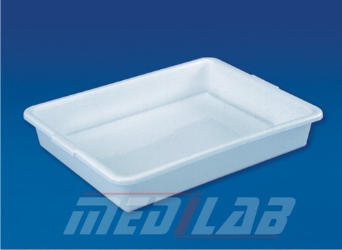 Laboratory tray