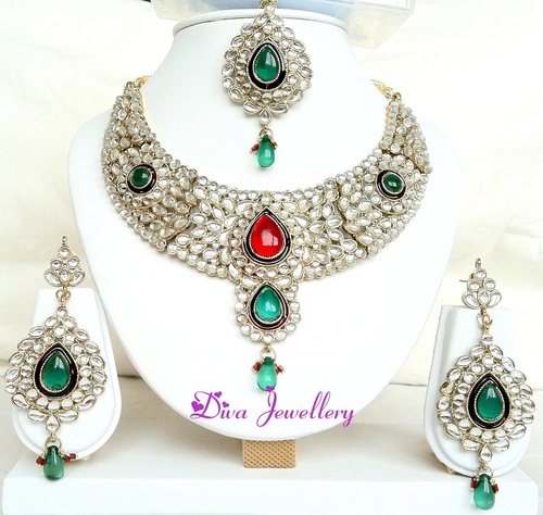 Red Green Kundan Necklace Set 01