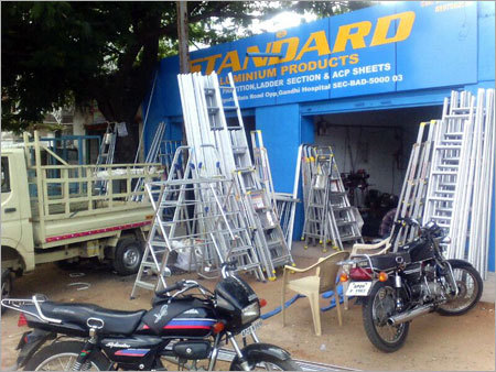 Aluminum Jumbo Ladder