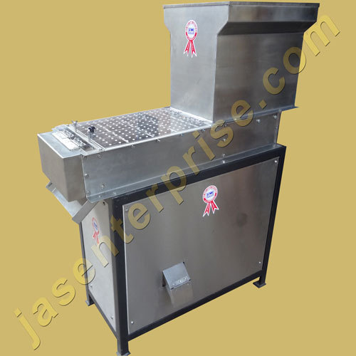 Peanut Peeler Machines Capacity: 200 Kg Per Hour Kg/Hr