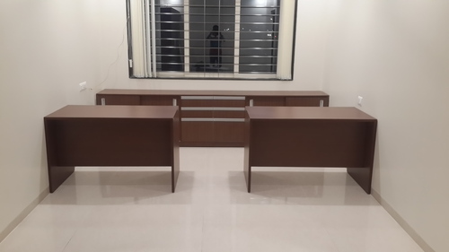 Exclusive Staff Table With Back Storge Unit