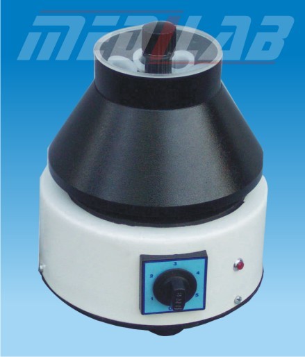 CENTRIFUGE CLINICAL - Durable Material, 4/6/8x15ml Rotor Capacity, Analog Control, Variable Speed, Multiple Rotors, Compact Design
