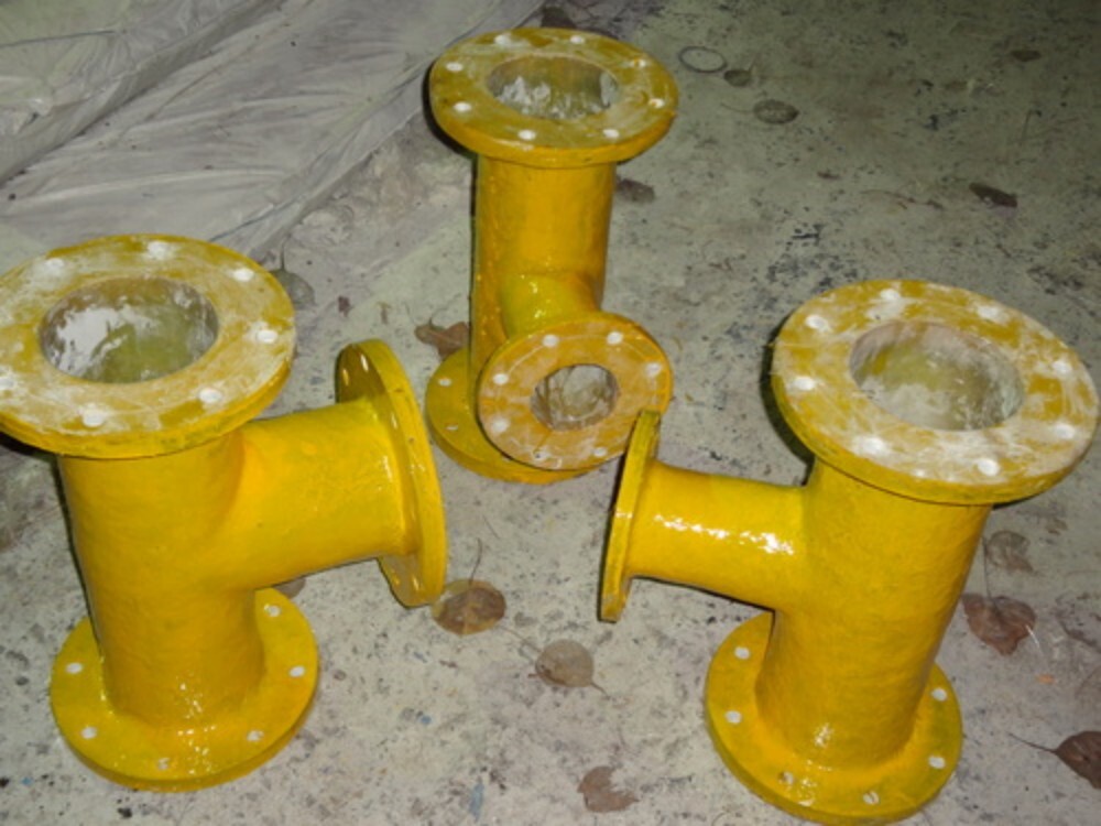 Frp Tee - 3-5 Inch Diameter, Flange Connection | Ideal for Chemical, Food, Petrochemical, and Oil Refinery Applications