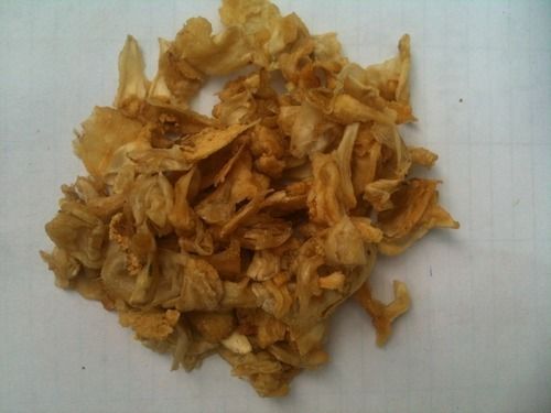 Golden Dehydrated Custard Apple Flakes