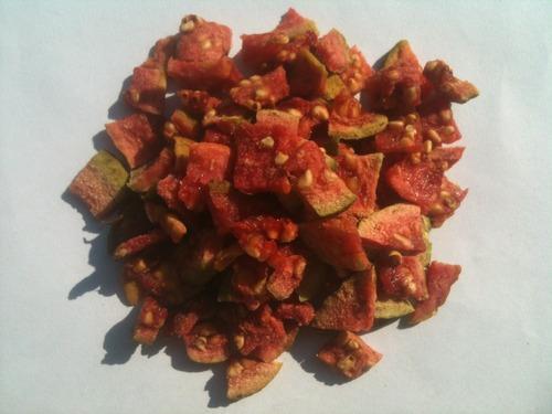 Common Dehydrated Red Guava Pieces