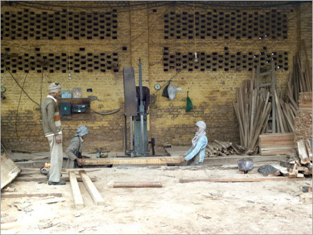 Kikar Wood