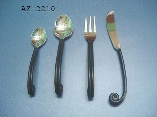 Stanless steel cutlery set of 4 Pcs